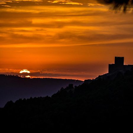 Casa Tatisita Buhardilla Lägenhet Segura de la Sierra Exteriör bild